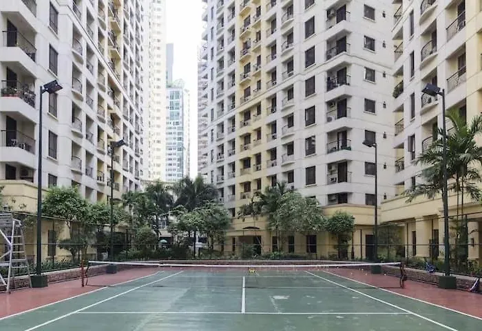 Bright & Cozy In Bgc Manila